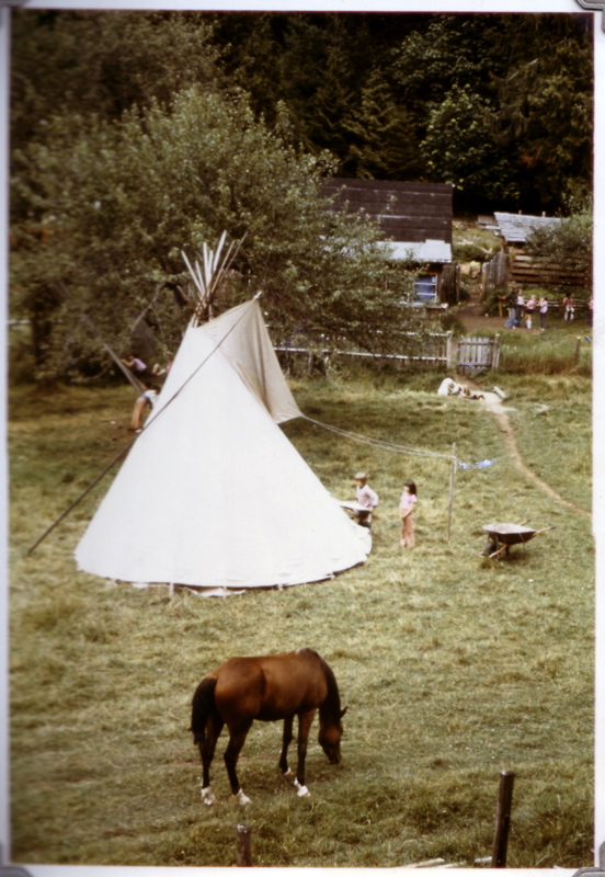 1973LFDChorsetepee